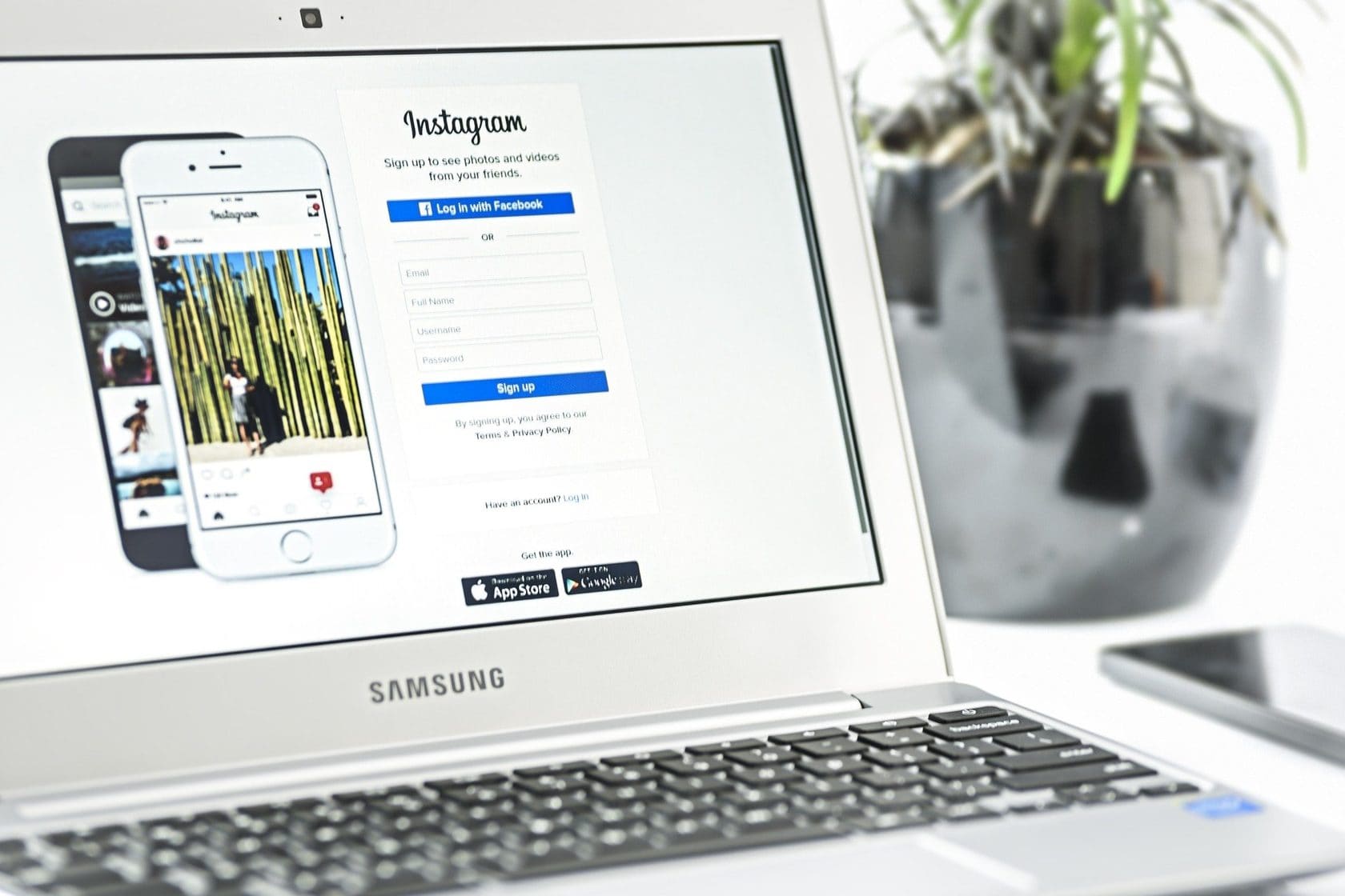 Hire Salesqueen to Manage Your Instagram Marketing Services